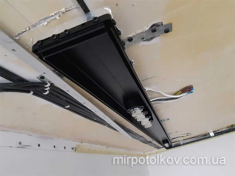 монтаж ниши в натяжном потолке