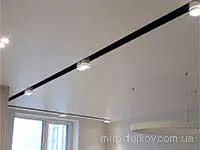 ниши в натяжном потолке