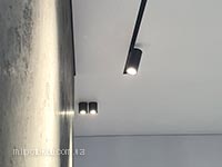 на каком этапе ставить натяжные потолки